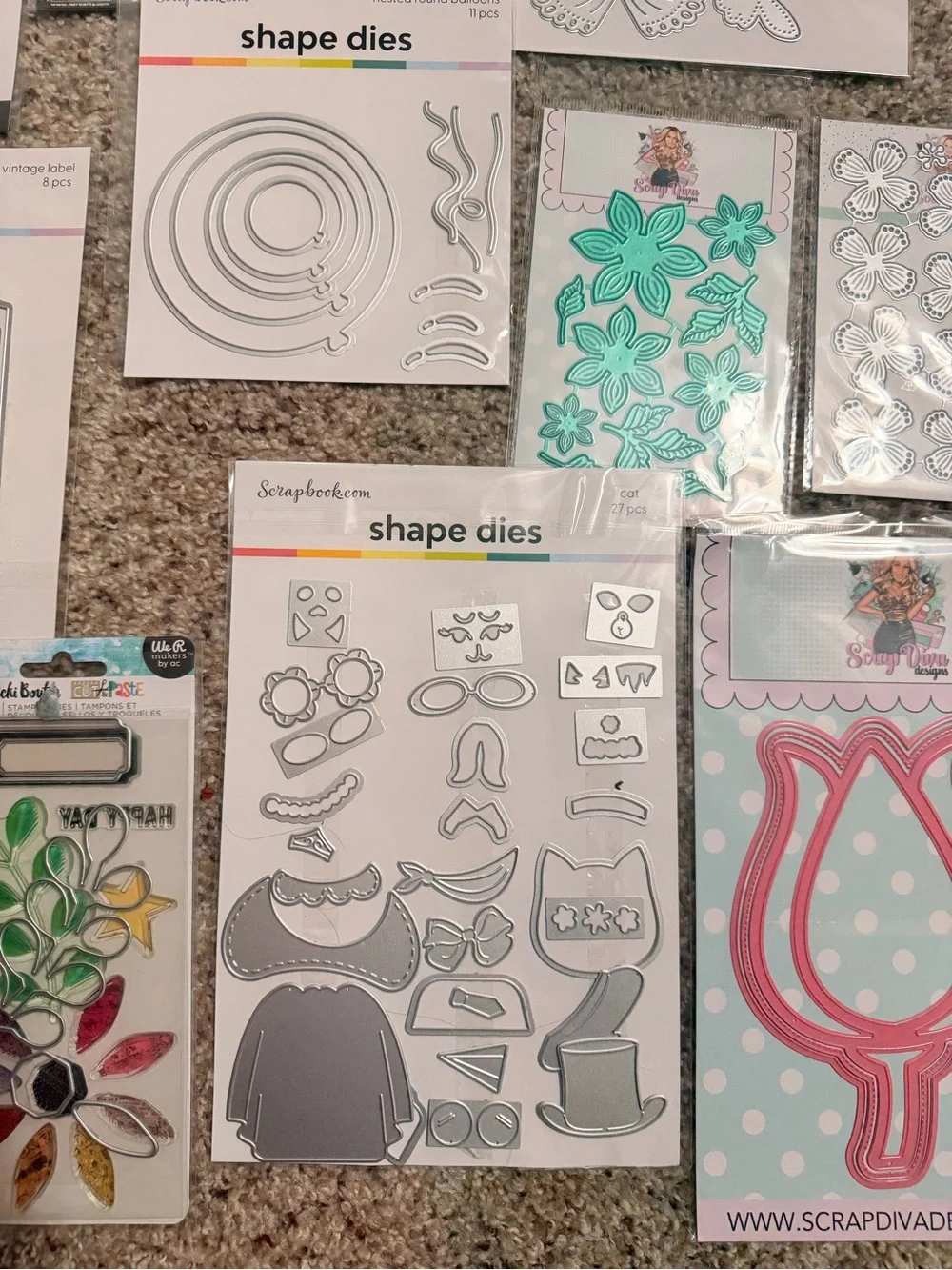 Assorted Craft Cutting Dies, Stamps, Stencils and Embossing Folder